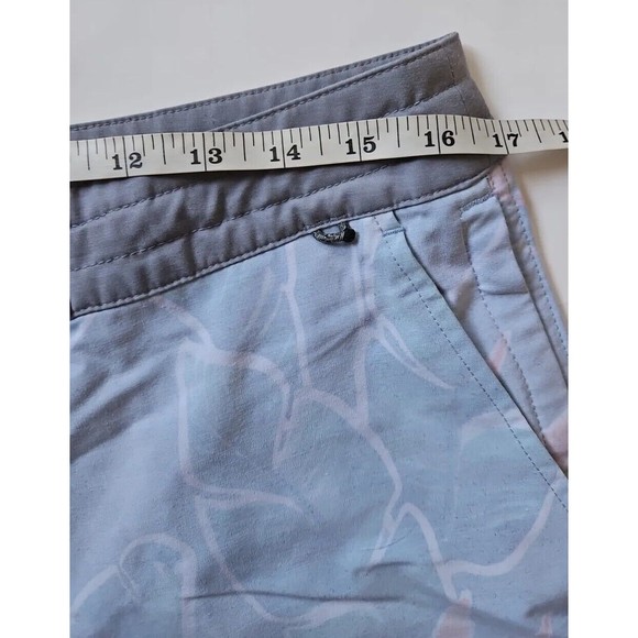 Baja Llama Shipwrecks 18" Inside Out Board Swim Shorts Sz 33 EUC - Picture 9 of 10